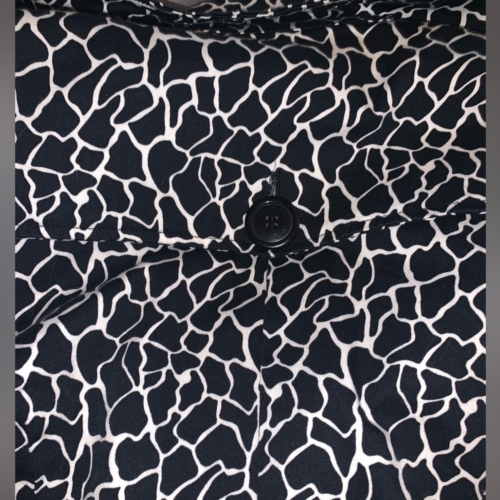 Stylish Black and White Giraffe print Trench Coat - Picture 11 of 11